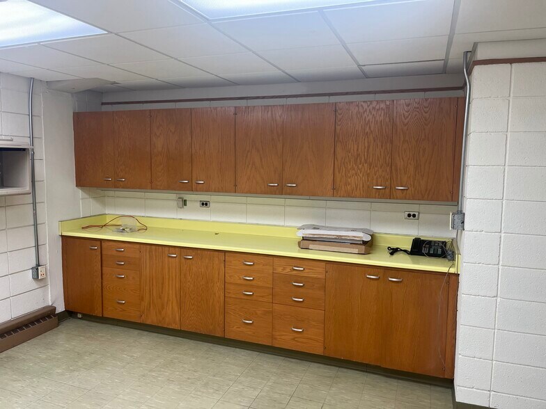 More Photos Of 111 N Main St, Mayville Public Library For Sale