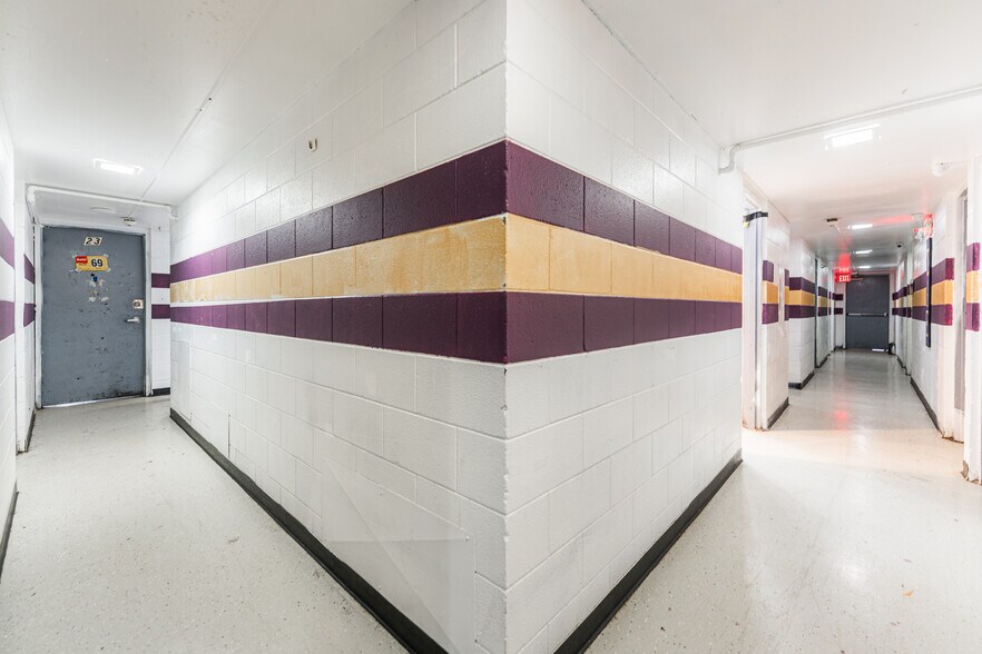 More Photos Of 919 Greenbrier Rd, Dekalb Apartments For Sale