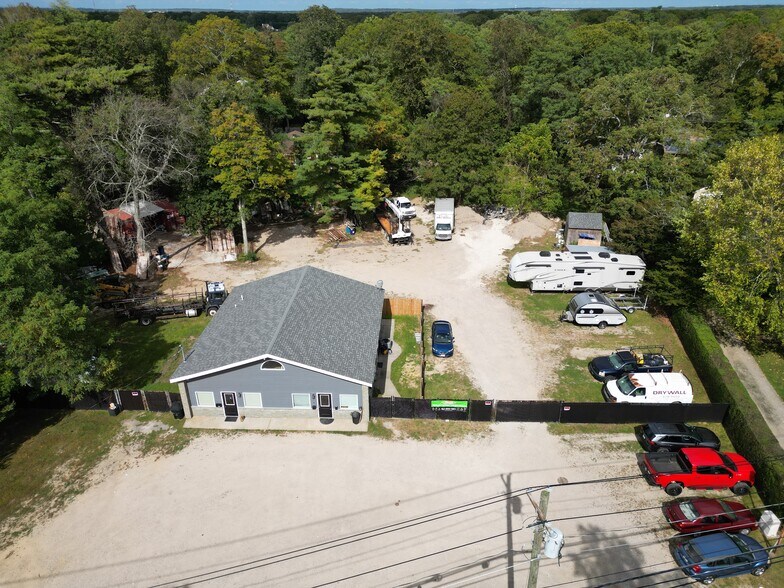Primary Photo Of 2801 Montauk Hwy, Brookhaven Land For Lease