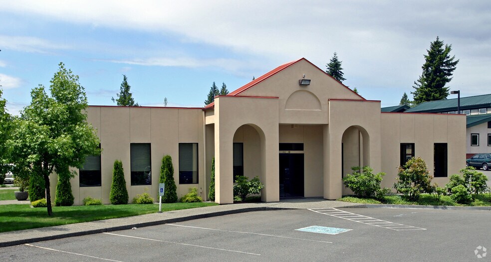 More Photos Of 5000 Bridgeport Way W, University Place Office For Sale