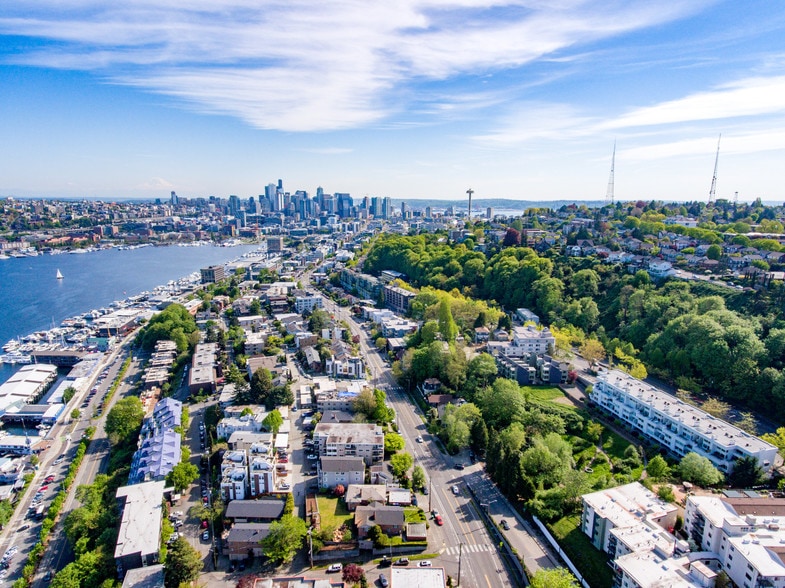 More Photos Of 2121 Aurora Ave N, Seattle Land For Sale