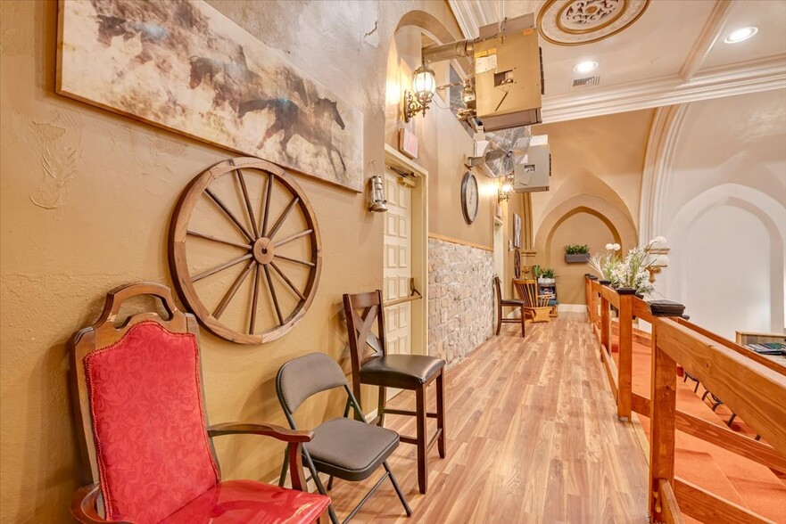 More Photos Of 837 W Linden St, Allentown Religious Facility For Sale