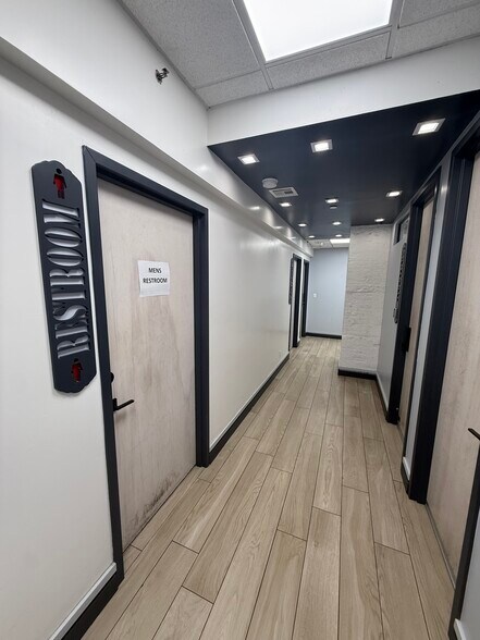 More Photos Of 65 S 11th St, Brooklyn Office For Lease