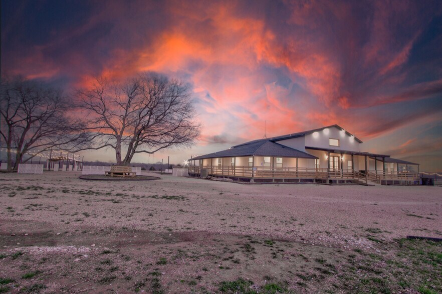 More Photos Of 550 County Road 297, Gainesville Specialty For Sale