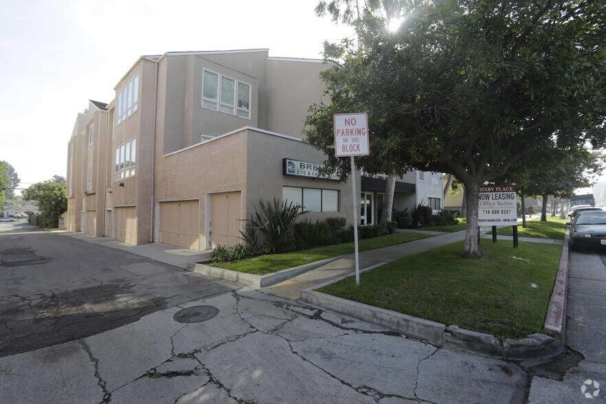 More Photos Of 3950 Long Beach Blvd, Long Beach Medical For Lease
