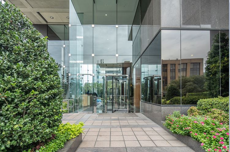 More Photos Of 10000 N Central Expy, Dallas Office Residential For Lease