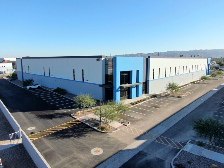 More Photos Of 1900 Encinas ln, Phoenix Unknown For Lease