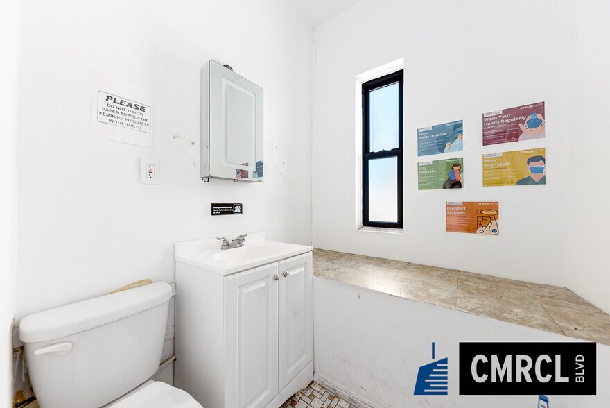 More Photos Of 131 Beverley, Brooklyn Flex For Lease