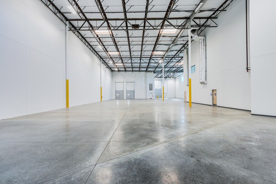 More Photos Of 14280 Rebecca St, Moreno Valley Service For Lease