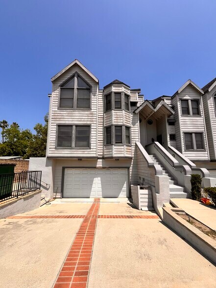 More Photos Of 1033 La Cadena Ave, Arcadia Apartments For Sale