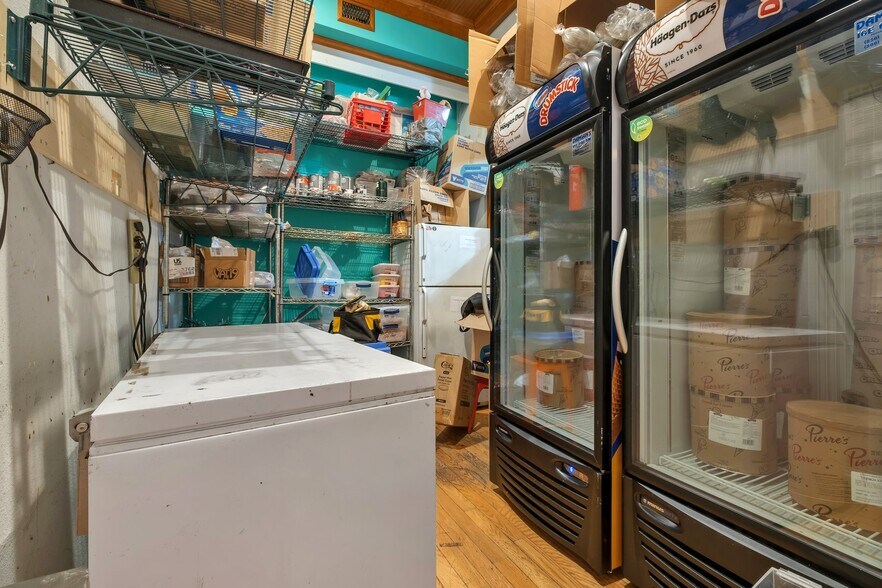 More Photos Of 114 All Saints St, Tallahassee Storefront Retail Office For Sale