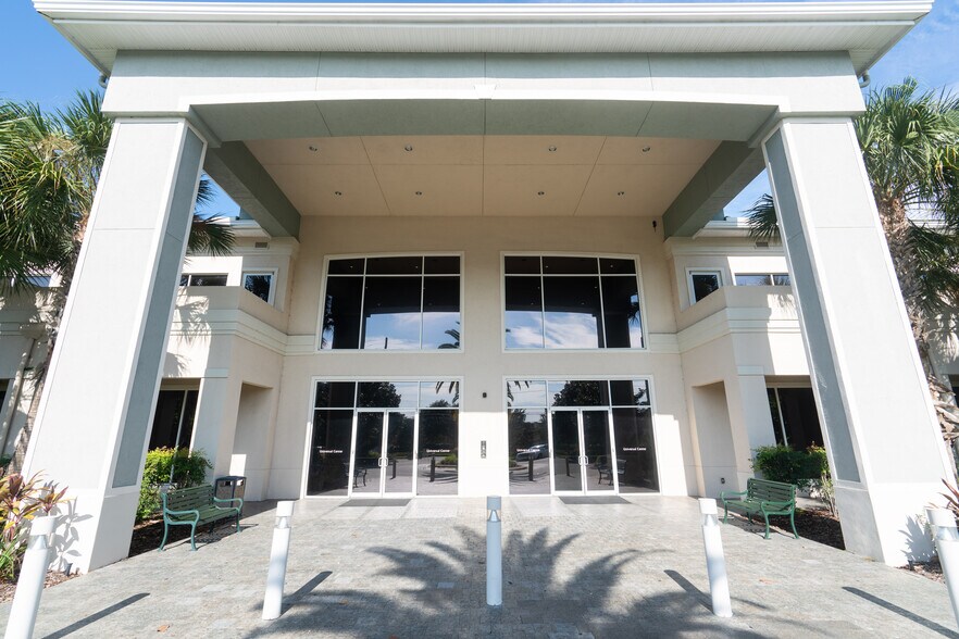 More Photos Of 6000 Turkey Lake Rd, Orlando Medical For Lease