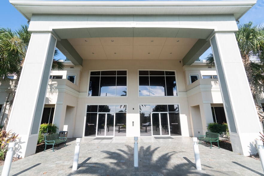 More Photos Of 6000 Turkey Lake Rd, Orlando Medical For Lease