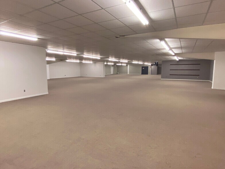 More Photos Of 125 W Vance St, Zebulon Storefront Retail Office For Sale