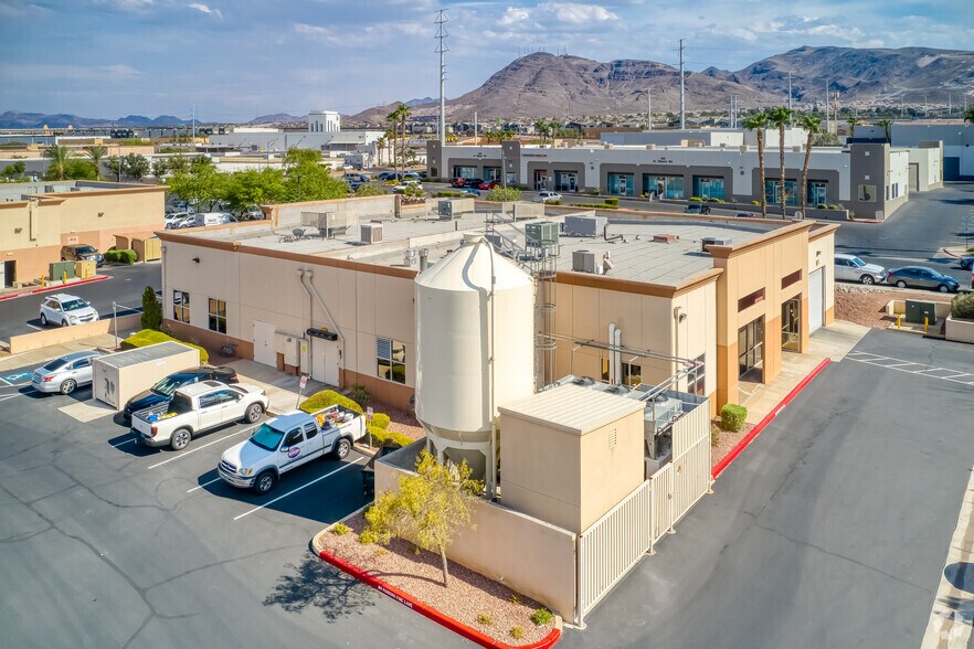 More Photos Of 155 N Gibson Rd, Henderson Warehouse For Sale