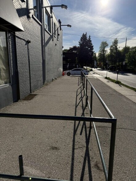 More Photos Of 3519 Bathurst St, Toronto Storefront Retail Residential For Lease