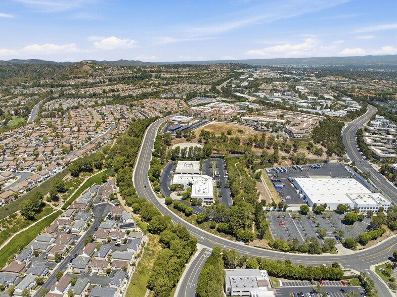 More Photos Of 6A Liberty, Aliso Viejo Office For Sale