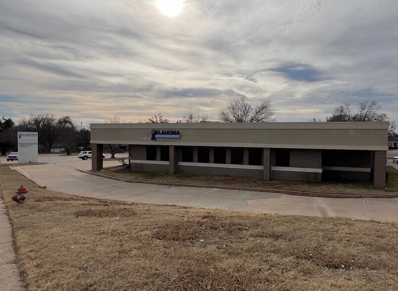 More Photos Of 609 Virginia Ave, Ponca City Healthcare For Lease