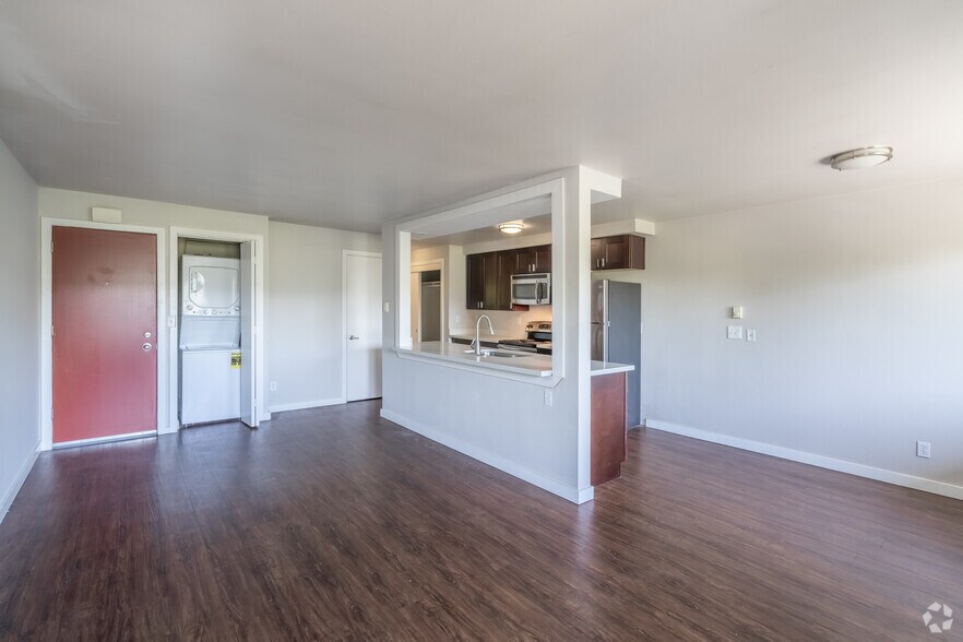 More Photos Of 2515 Thorndyke Ave W, Seattle Multifamily For Sale