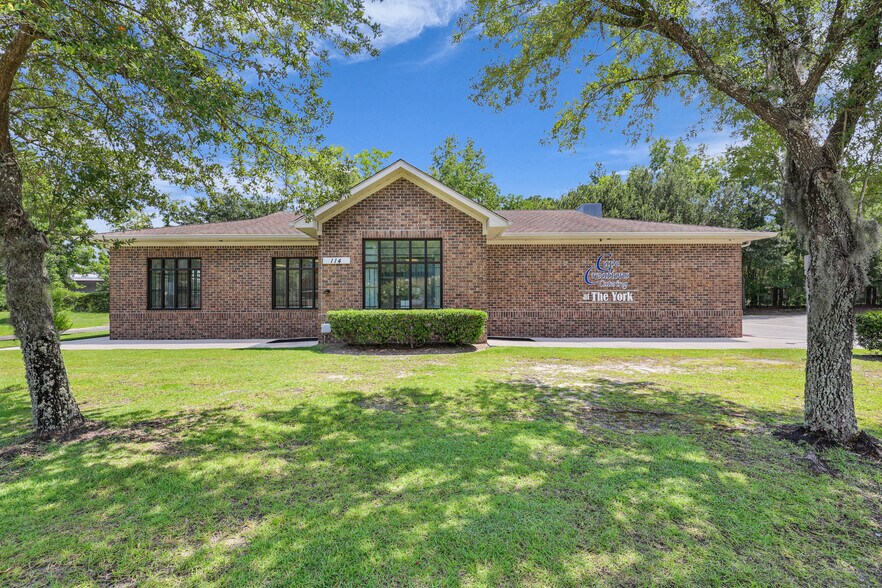 More Photos Of 114 Horizon Park Dr, Savannah Restaurant For Sale