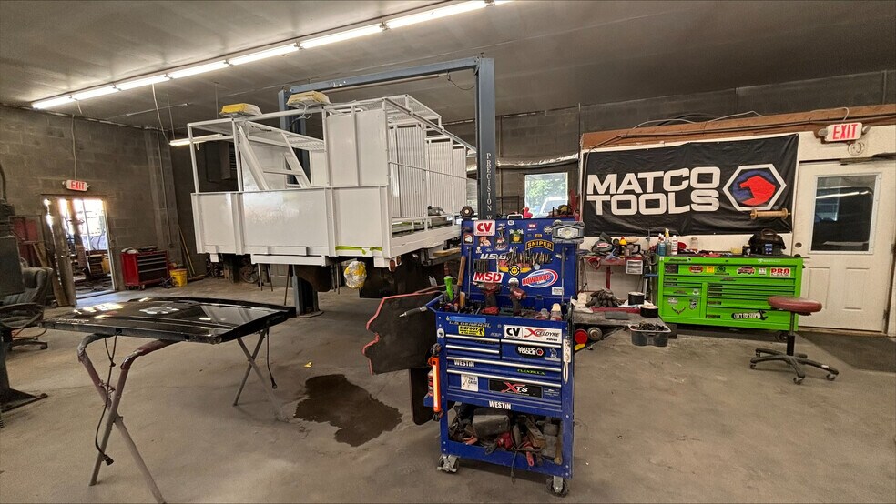 More Photos Of City of Griffin 30224, Griffin Service For Sale