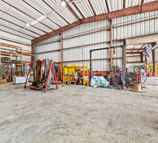 More Photos Of 936 Old Dixie Hwy, Vero Beach Warehouse For Lease