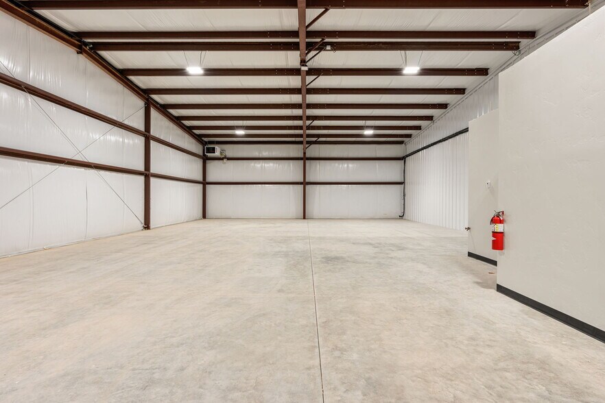 More Photos Of 2351 W 850 N, Cedar City Warehouse For Lease