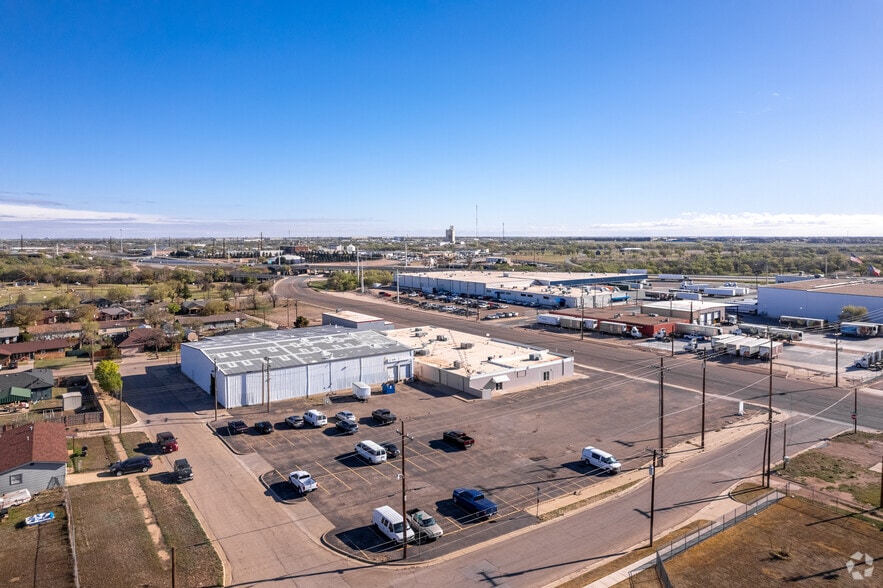 More Photos Of 224 Buddy Holly Ave, Lubbock Warehouse For Lease