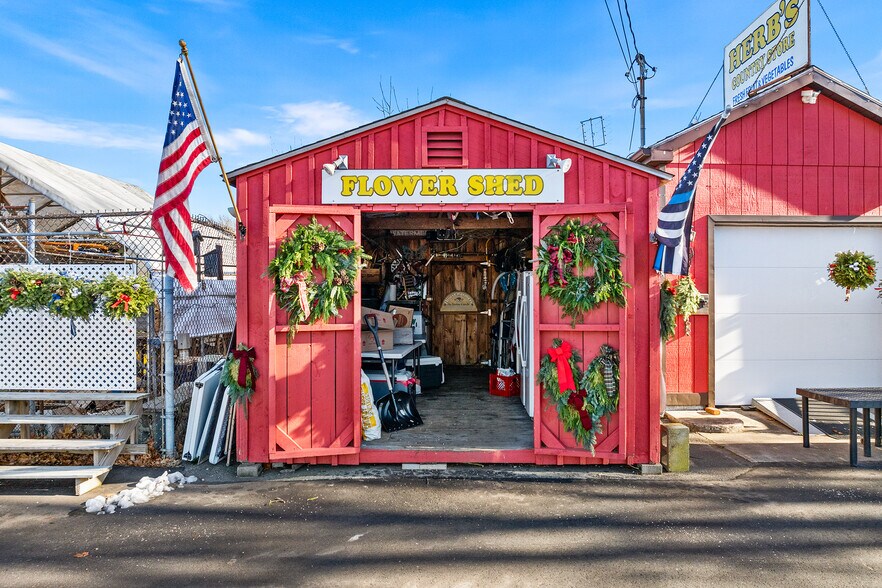 More Photos Of 1105 Route 32, Uncasville Freestanding For Sale