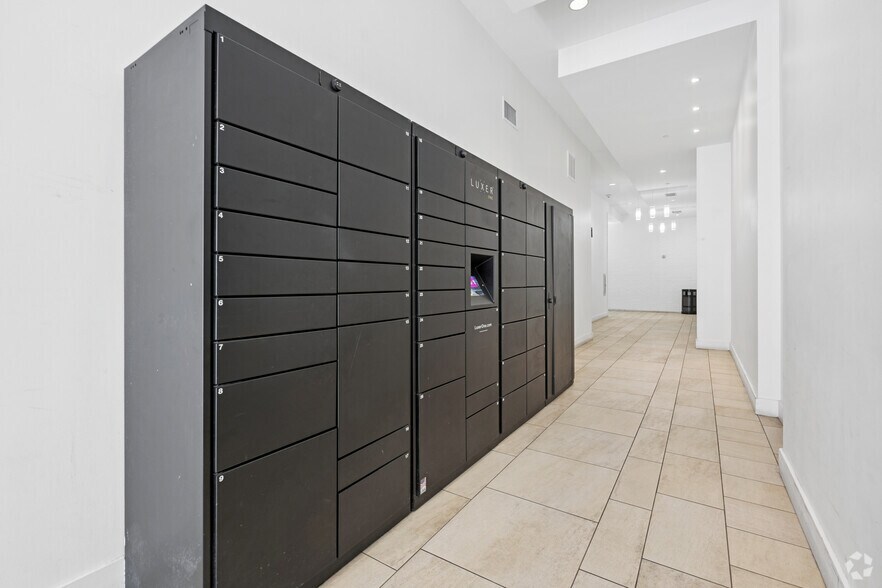 More Photos Of 232 19th St NW, Atlanta Apartments For Lease