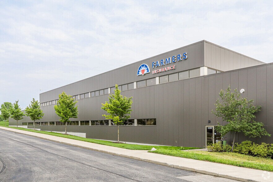 More Photos Of 5665 N Kraft Lk SE, Caledonia Medical For Lease