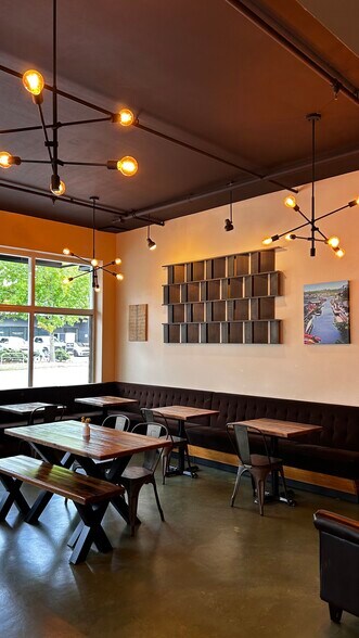 More Photos Of 2241-2245 Eastlake Ave, Seattle Storefront Retail Residential For Sale