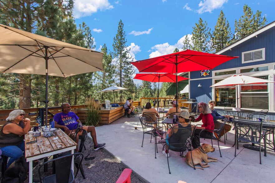 More Photos Of 620 E Sierra Ave, Portola Restaurant For Sale