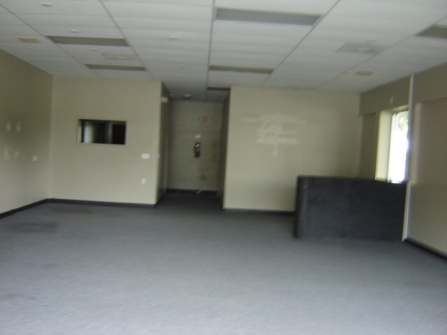 More Photos Of 5255-5295 S Nova Rd, Port Orange General Retail For Lease