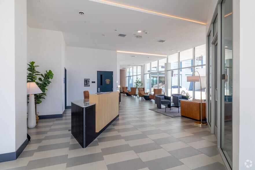 More Photos Of 800-808 S Western Ave, Los Angeles Multifamily For Sale