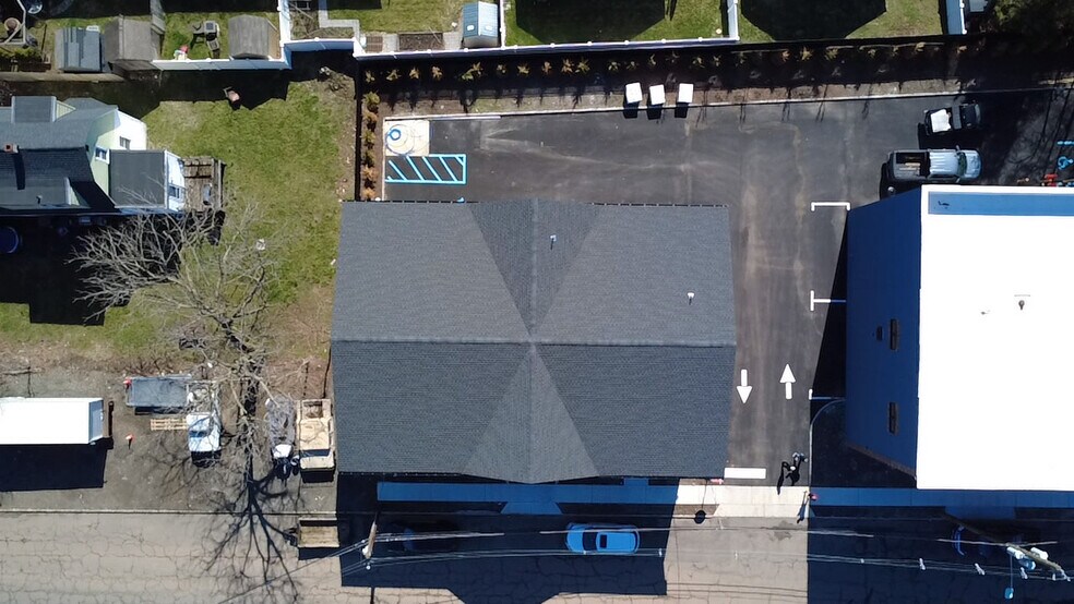 More Photos Of 2398 Beryllium Rd, Scotch Plains Warehouse For Sale