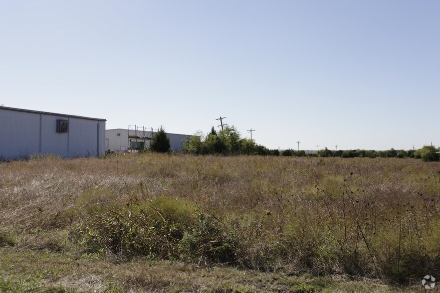 More Photos Of 1380 S Main St, Mansfield Land For Sale