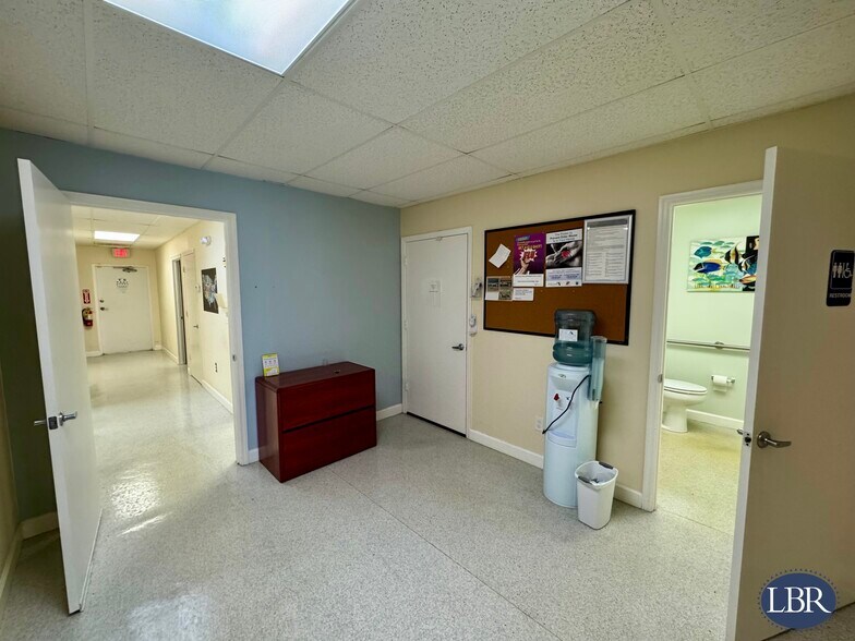 More Photos Of 8000 Ron Beatty Blvd, Micco Office For Lease