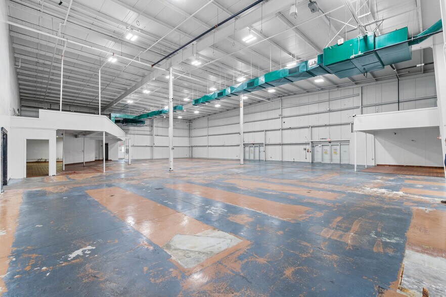 More Photos Of 7856 Ellis Rd, Melbourne Refrigeration Cold Storage For Lease