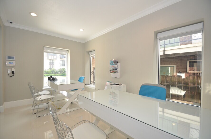 More Photos Of 1644 W Alabama St, Houston Loft Creative Space For Lease