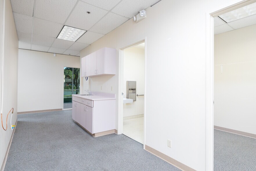 More Photos Of 1451 Guerneville Rd, Santa Rosa Office For Sale