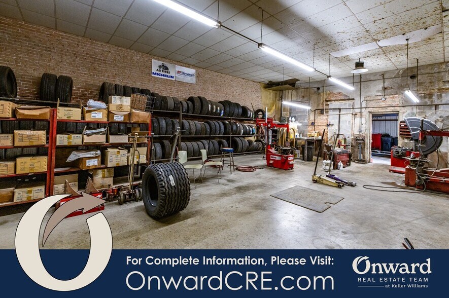 More Photos Of 404 E Texas Ave, Mart Flex For Sale