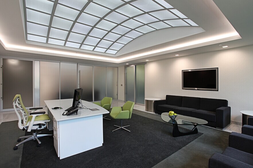 More Photos Of 45525 Grand River Ave, Novi Office For Lease