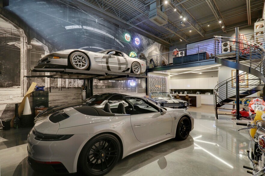 More Photos Of 7210 Haverhill Business Pky, Riviera Beach Warehouse For Sale