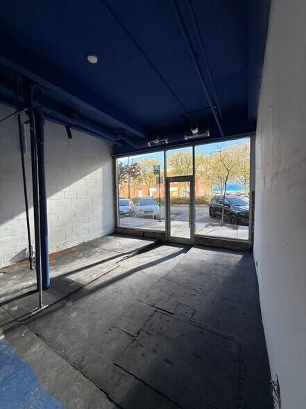 More Photos Of 1111 W Randolph St, Chicago Storefront Retail Residential For Lease