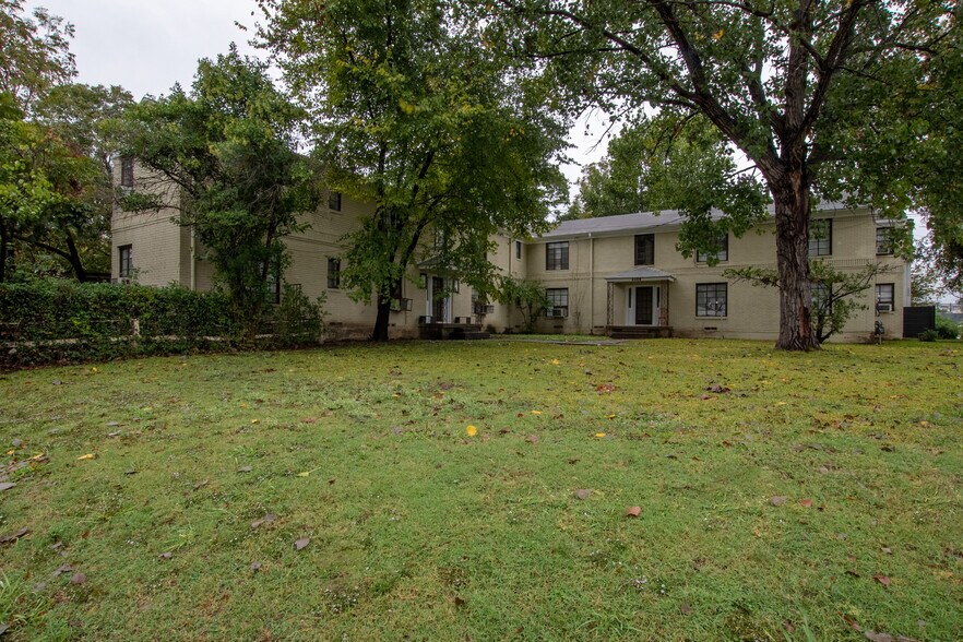 More Photos Of 2203-2209 N Fitzhugh Ave, Dallas Apartments For Sale