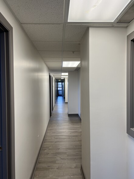 More Photos Of 636 Church St, Evanston Office Residential For Lease