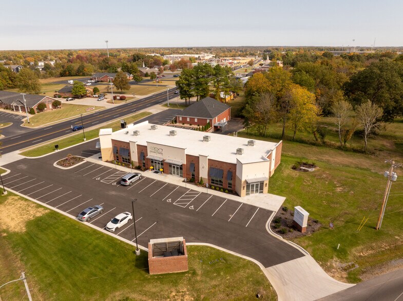 More Photos Of 1713 State Route 121 Bypass North, Murray Medical For Lease