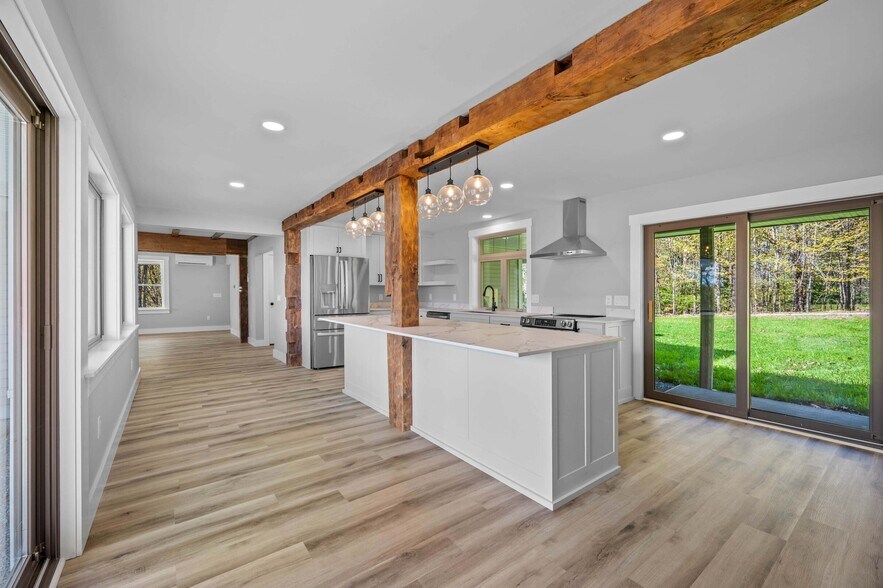 More Photos Of 61 Hathaway Hill Rd, Livermore Flex For Sale