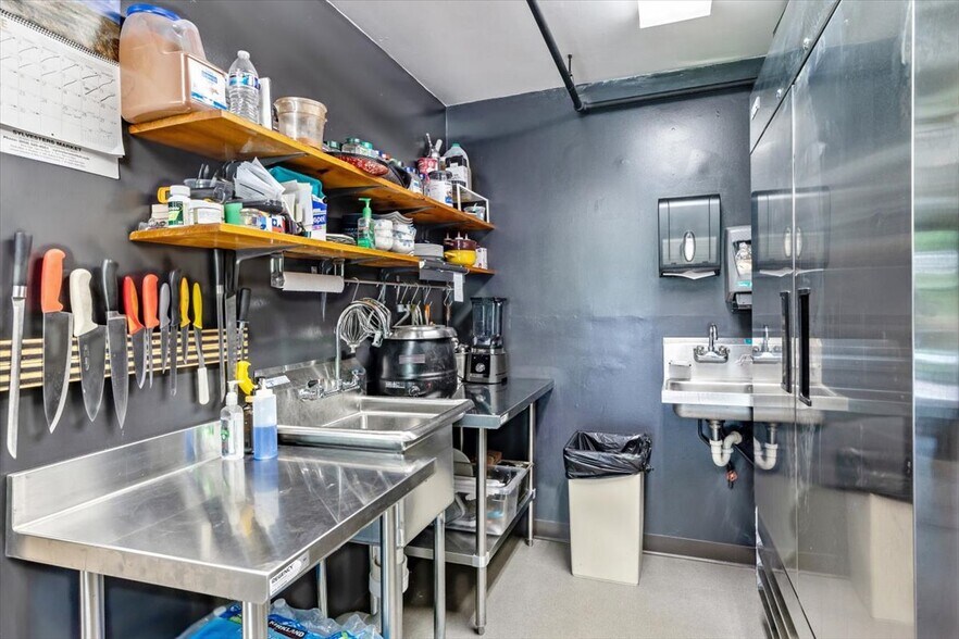 More Photos Of 241 Main St, Montgomery Center Hospitality For Sale